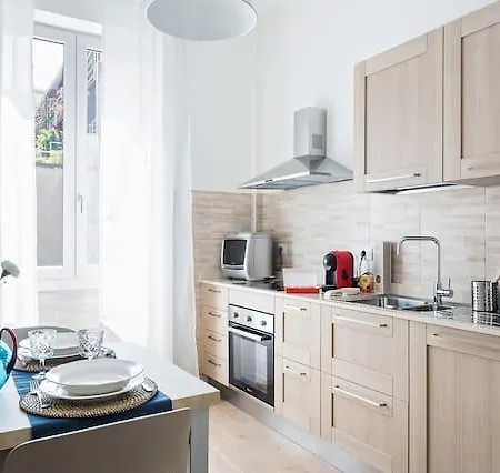 Bright Luxury New Flat Downtown * Milan