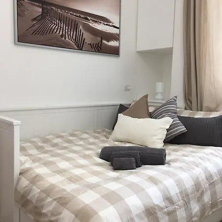 Bright Luxury New Flat Downtown Milan