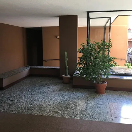 Bright Luxury New Flat Downtown Milan